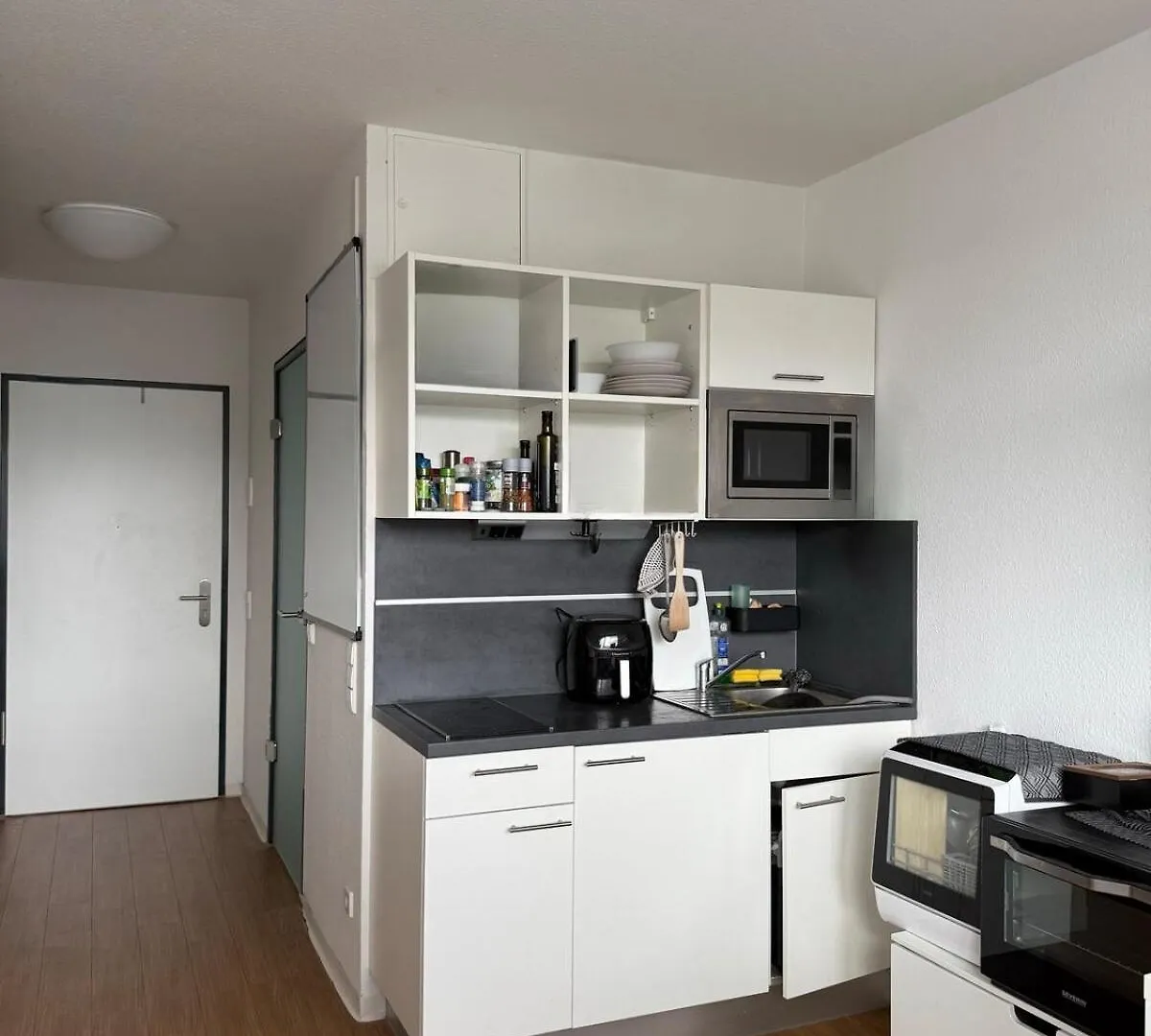 Schoene 1 Zimmer Apartment In Stuttgart